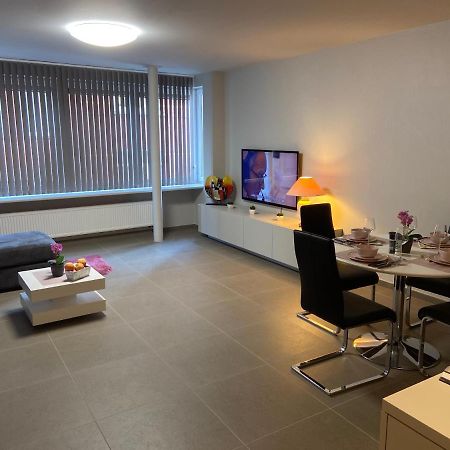 Moderne Appartement Aan Zee 오스텐드 외부 사진