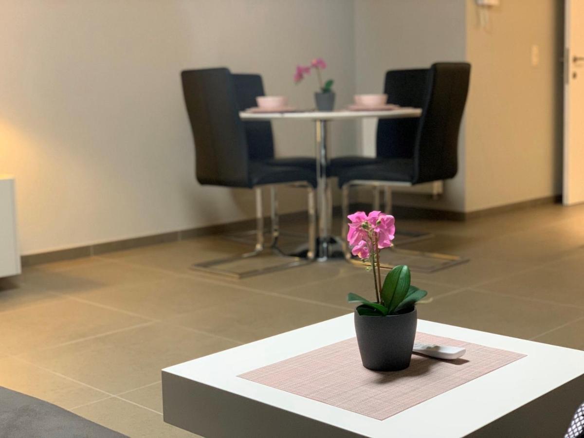 Moderne Appartement Aan Zee 오스텐드 외부 사진