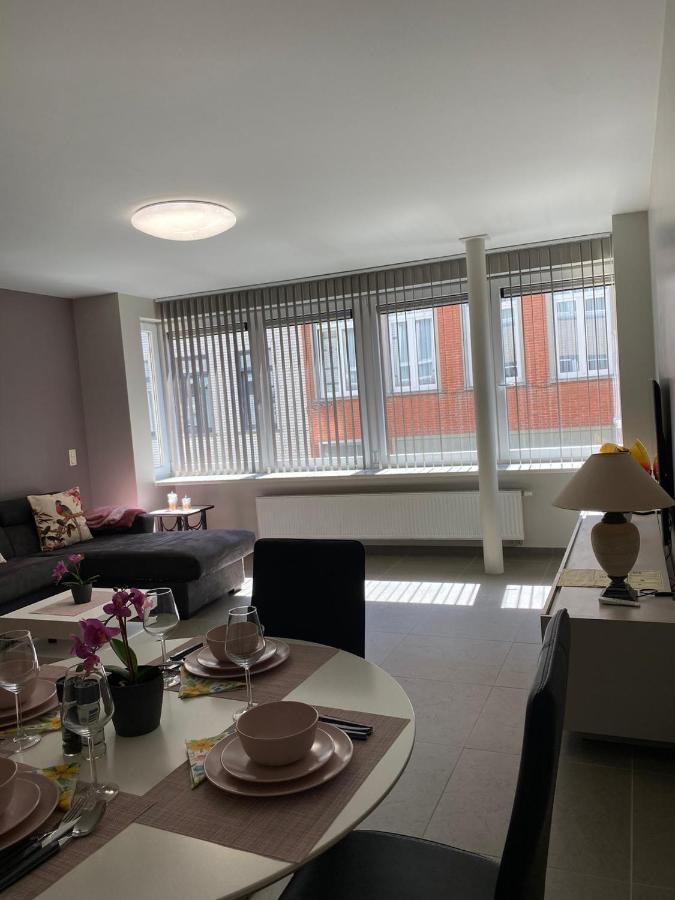 Moderne Appartement Aan Zee 오스텐드 외부 사진
