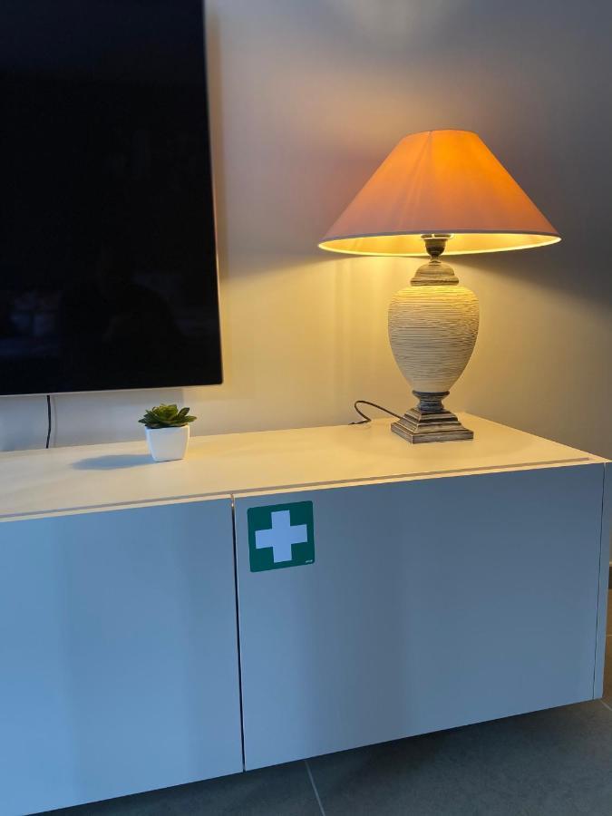Moderne Appartement Aan Zee 오스텐드 외부 사진